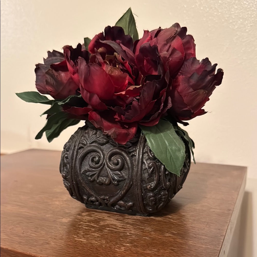 Peony Floral Decor in black planter 7”Hx5”W